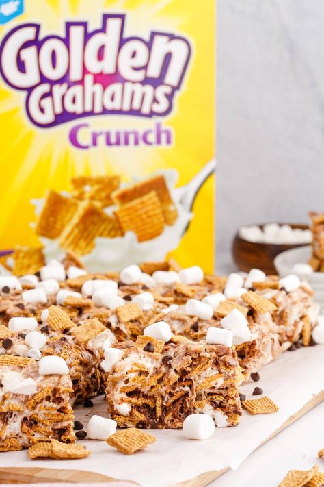 Golden Gram Treats, Golden Grams Smores, S’mores Golden Graham Bars, S’mores Crispy Treats, Graham Cracker Rice Krispie Treats, Indoor Smores Golden Grahams, Graham Cereal Treats, Golden Graham Rice Krispie Treats, S’mores Bars With Golden Grahams