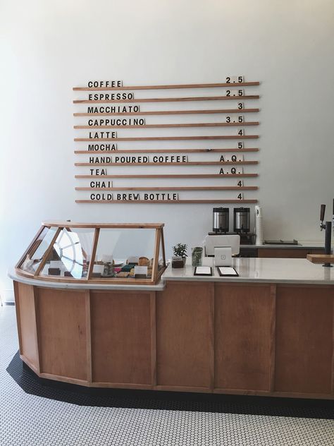 Coffee Bar Counter Design, Cafe Counter Ideas Coffee Shop, Coffee Shop Cashier Counter, Round Cafe Counter, Japanese Coffee Shop Design, Coffee Store Aesthetic, Cafe Counter Ideas, Coffee Shop Counter Design, Cafe Counter Design