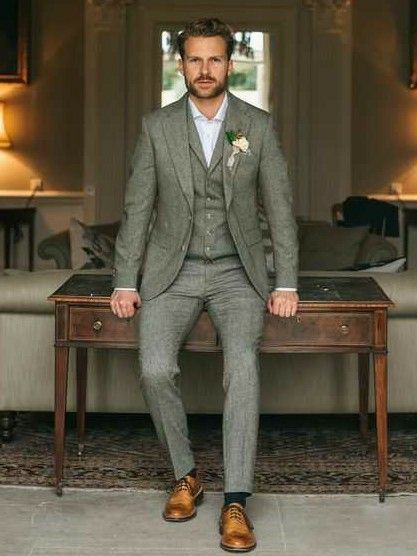 Sage Suit Men Wedding, Wedding Day Suits For Men, Olive Green Groom Attire, Sage Green Tweed Wedding Suit, Groom Suit Style, Groom Suit Garden Wedding, Olive Groom Suit, Light Green Wedding Suit, Groom Suit Spring Wedding