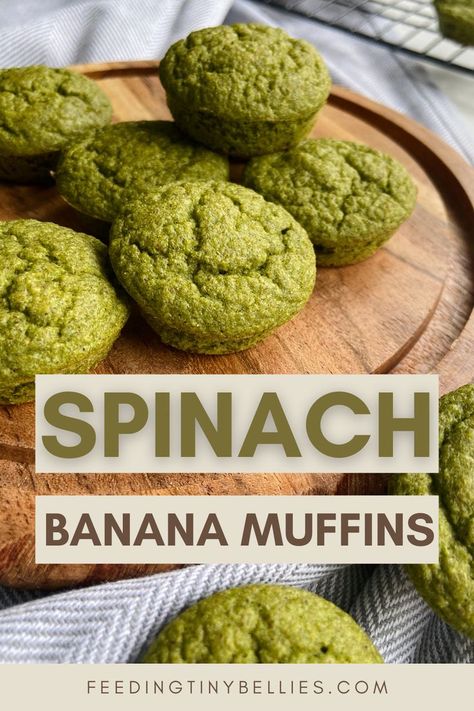 Spinach banana muffins on a wooden plate. Baby Led Weaning Muffins Healthy, Baby Breakfast Muffins, Baby Muffin Recipe Led Weaning, Muffins For Baby Led Weaning, Muffin For Baby, Spinach Blw, Blw Prep, Spinach Baby Food Recipes, Baby Led Weaning Banana Muffins