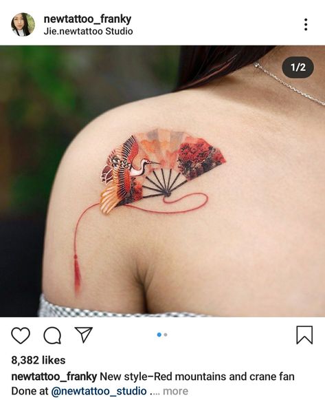 Unique Asian Tattoo, Feminine Asian Tattoo, Korean Fan Tattoo, Chinese Fan Tattoo, Asian Fan Tattoo, Korean Style Tattoo, Asian Tattoos For Women, Pokeball Tattoo, Tattoo Chinese