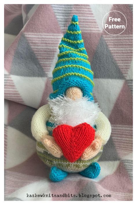 Christmas Toy Knitting Patterns, Sirdar Knitting Patterns, Christmas Knitting Projects, Knitting Dolls Free Patterns, Knitted Dolls Free, Christmas Knitting Patterns Free, Knitted Doll Patterns, Knitted Toys Free Patterns, Holiday Knits