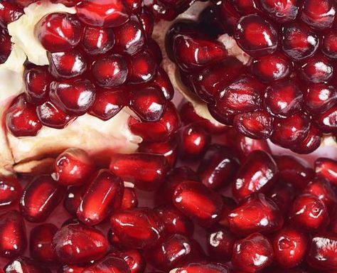 Pomegranate Analogy, Pomegranate Aesthetic, Red Pomegranate, Vitamin K, Pomegranate Seeds, Folic Acid, Cookie Run, Dietary Fiber, Red Aesthetic