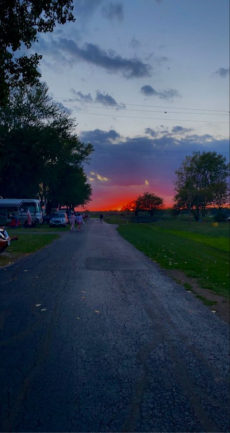 september 2020• #summerbreak #summer #2020 #aesthetic #ohio Rainy Summer Day Aesthetic, Ohio Summer Aesthetic, Summer Small Town, Americana Summer Aesthetic, Summer Break Aesthetic, Small Town Summer Aesthetic, Ohio Aesthetic, Midwestern Summer, Indiana Summer