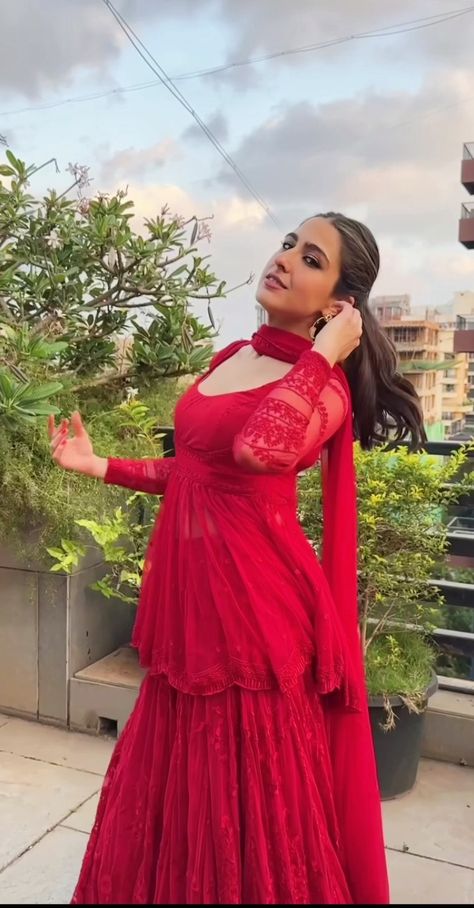 Sahara Kurti Design, Sara Suit Design, Tere Vaste Sara Ali Khan Red Dress, Sara Ali Khan Red Sharara, Celebrity Ethnic Outfits, Red Suits For Women Indian, Party Wear Dresses Western, Sarara Dress, Dresses Western