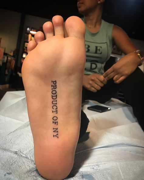 Hidden Tattoos Men, Places To Hide Tattoos, Save Me Tattoo, Small Hidden Tattoos, Small Spiritual Tattoos, Hidden Tattoo, Toe Tattoos, Tiny Tattoos For Women, Tato Minimal