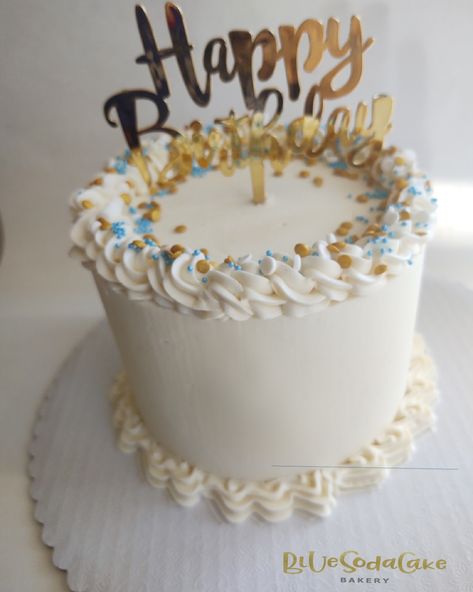 Happy Birthday Cake Gold & White Vanilla Birthday Cake For Men, White Birthday Cake For Men, Gluten Free Vanilla Cake Recipe, Birthday Cake Gold, Gluten Free Vanilla Cake, White Birthday Cakes, Vanilla Birthday Cake, Pretty Cake, Vegan Cake Recipes