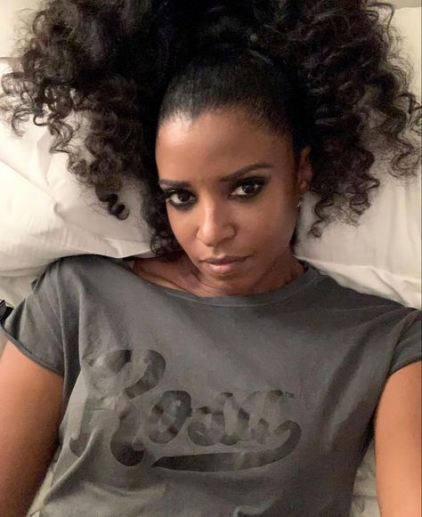 Renee Elise Goldsberry, Renée Elise Goldsberry, Hamilton Cast, Halle Berry, Favorite Actors, Halle, Berry, It Cast, Actors