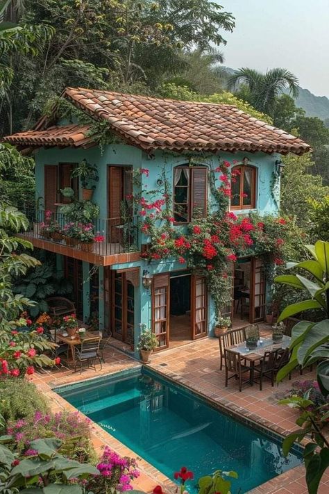 Bohemian Style House Exterior, Bohemian House Exterior, Moroccan House Exterior, Colorful Mexican House, Spanish Style Houses, Jamaican House, Mexico House, Dream Life House, Casas Coloniales