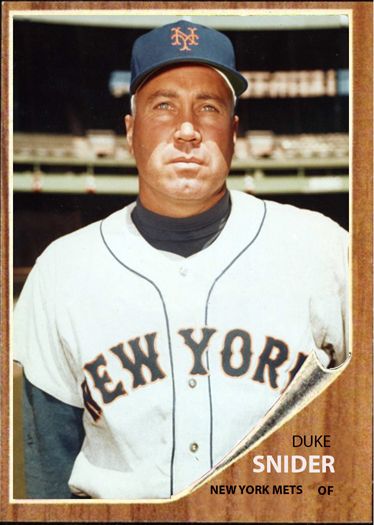 Duke Snider of the Mets on June 14, 1963 hit his 400th career homer as the New York beat the Reds 10-3. Ny Mets Baseball, Mlb Uniforms, Major League Baseball Stadiums, Baseball Ticket, Yogi Berra, Mets Baseball, Baseball Photos, Ny Mets, Baseball Stadium