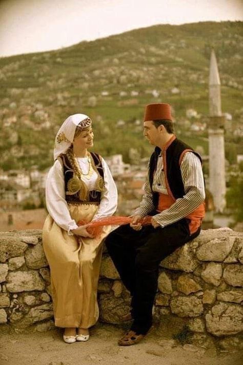 Balkan Traditional Clothes, Bosnian Traditional Clothing, Bosnian Clothing, Lebanese Dabke, Bosnian Culture, Serbian Clothing, Slavic Clothing, Sarajevo Bosnia, Albanian Culture