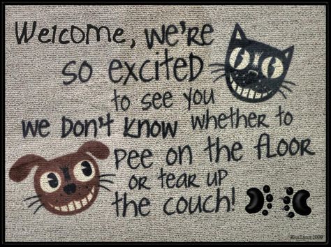 pet uses for vinegar Excited Dog, Funny Welcome Mat, Indoor Outdoor Carpet, Excited To See You, Dog Pee, Funny Doormats, Dog Decor, Outdoor Door Mat, Welcome Mats