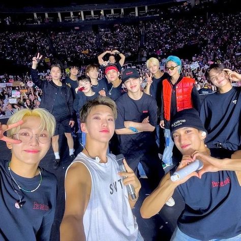 seventeen concert picture svt ot13 seventeen group picture  seventeen aesthetic Seventeen Moments, Pledis Seventeen, Choi Hansol, Carat Seventeen, Won Woo, 17 Kpop, Vernon Chwe, Seventeen Debut, Joshua Jun