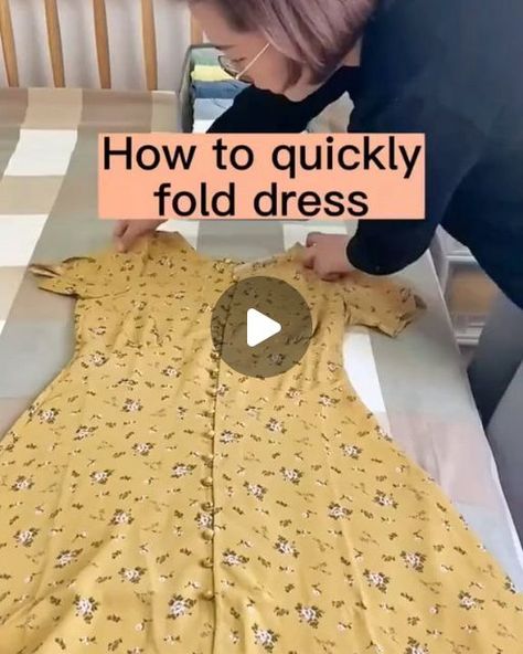 Clothing Tricks, Laundry Diy, Fold Dress, Folding Tips, Konmari Folding, Clothes Folding, Origami Love, Folding Clothes, November 1