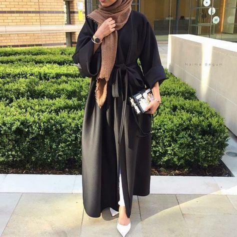 8d420fa35754d1f1c19969c88780314ddesc40186755ri Abaya Coat, Kimono Outer, Abaya Fashion Dubai, Abaya Hijab, Modest Fashion Hijab, Butterfly Collection, Mode Abaya, Hijabi Style, Hijab Chic