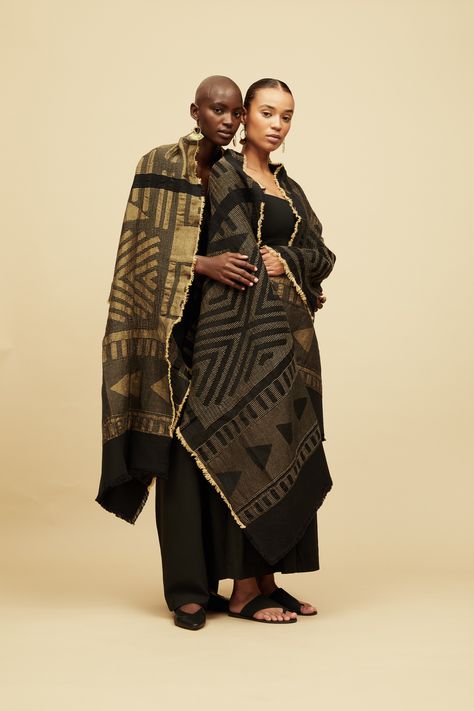 Mudcloth Clothing, African Minimalism, African Kimono, Afrocentric Fashion, Nothing But Love, Duster Kimono, Fashion Design Sketchbook, Grown Women, Wardrobe Outfits