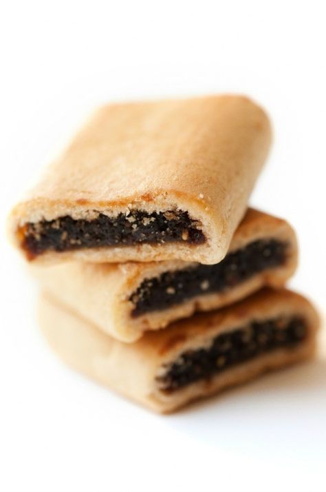 Fig Newtons With Fresh Figs, Kids School Snack Ideas, Fig Newton Bars, Fig Newton Recipe, Homemade Snacks For Kids, Homemade Fig Newtons, Afterschool Snacks, Fruity Cookies, Fig Cookies