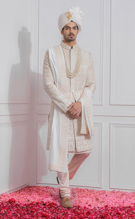 Sherwani Designs For Indian Grooms Groom Indian Wedding Outfits, White Sherwani, Sherwani For Groom, Indian Groom Dress, Indian Wedding Clothes For Men, Nikah Outfit, Groom Sherwani, Sherwani For Men Wedding, Wedding Kurta For Men