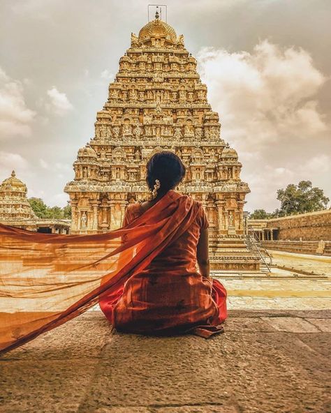 I Love India, Travelling Abroad, Temple Photography, Nature People, Hampi, Indian Architecture, Best Photo Poses, Picture Credit, Indian Culture