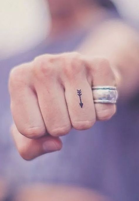 Mens Arrow Tattoo, Harry Potter Fanları, Tiny Finger Tattoos, Dragons Tattoo, Tiny Tattoos For Women, Cute Finger Tattoos, Small Finger Tattoos, Finger Tattoo For Women, Hamsa Tattoo