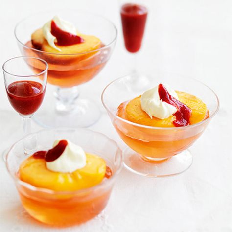 Peach Melba Peach Melba Recipe, Peach Melba, Glass Serving Dishes, Individual Desserts, Raspberry Sauce, Ice Cream Shop, Fancy Pants, Summer Fruit, Food Obsession