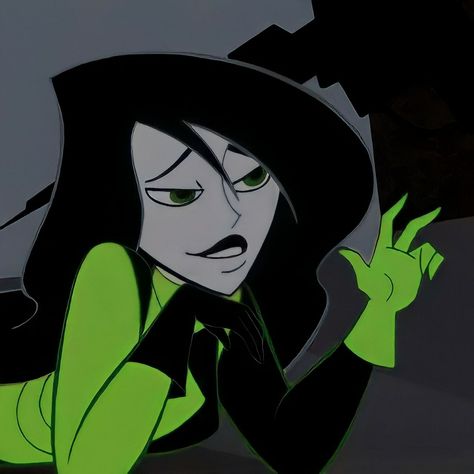 Shego Pfp Icon, Crazy Hear Me Out Characters Women, Shego Drawing, Shego Pfp, Shego Profile Pic, Shego Icons, Hear Me Out Characters Crazy, Goth Cartoon Characters, Shego Kim Possible