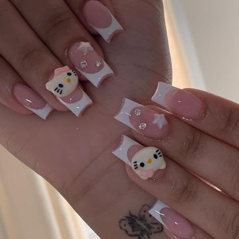 Luisa 🧸🔗💗･:*:･。. on Instagram: “★ ｡˚ ⋆ ✧ cute shorties ‧₊˚ • • #nailtech #frenchtipnails #sanrio #hellokittynails #kawaii #dmvnails #rvanails #rvanailtech #dmvnailtech…” Hello Kitty Nail Art, Kitty Nail Art, Nails Hello Kitty, Paznokcie Hello Kitty, Hello Kitty Nails Art, Hello Kitty Nail, Kitty Nail, Cat Nail Art, Kitty Nails