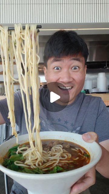 Steve Cha | LA • OC on Instagram: "LA's best beef noodle soup @miantaste on West Adams. This is a Sichuan style Chinese restaurant that specializes in noodle dishes, along with dumplings and other Chinese dishes in a contemporary setting. I suggest try the spicy beef soup. Just amazing. 
#foodreels #chinesefood #chinesenoodles #chinesecuisine #lafood #noodles #sichuan" Sichuan Beef, Spicy Beef Soup, Beef Noodle Soup, Chinese Noodles, Spicy Beef, La Food, Beef Soup, Chinese Dishes, Noodle Dishes