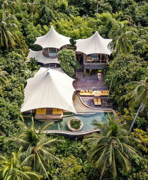 Thailand Resorts, Jungle Resort, Luxury Beach Resorts, Glamping Resorts, Eco Hotel, Koh Chang, Luxury Glamping, Empire Romain, Glamping Site