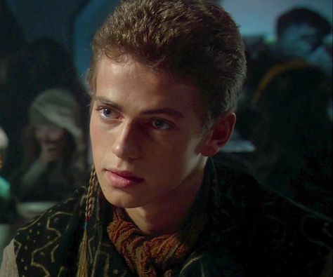 Padawan Anakin Anakin Skywalker Hayden Christensen, Padawan Anakin, Star Wars Anakin Skywalker, Mint Green Aesthetic, Star Wars Anakin, Jedi Master, Hayden Christensen, George Lucas, Star Wars Pictures