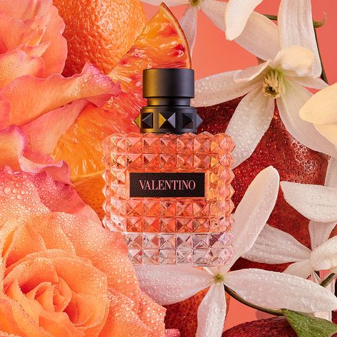 Donna Born in Roma Coral Fantasy Eau de Parfum - Valentino | Sephora Valentino Parfum, Valentino Donna Born In Roma, Valentino Born In Roma, Valentino Perfume, Born In Roma, Colorful Notes, Marc Jacobs Daisy, Feminine Fragrance, Long Lasting Perfume