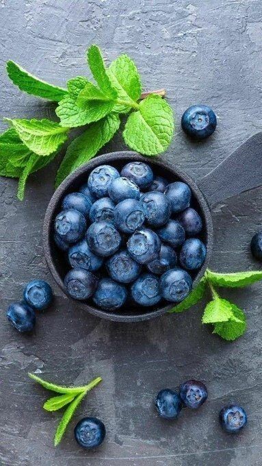 🍂Nikita🍁 (@NikoLas_112) / Twitter Fruits Photos, Blueberry Fruit, Fruit Wallpaper, Fruit Photography, Food Wallpaper, Beautiful Fruits, Acai Berry, Weird Food, Delicious Fruit