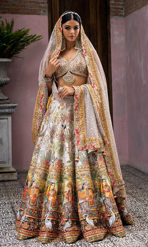 Reception Lengha Bridal, Bridal Lengha Designs Latest, Off White Bridal Lehenga, Sabyasachi Lengha, Ali Xeeshan Bridal, Nomi Ansari Bridal, Floral Bridal Lehenga, Extravagant Dresses, Ali Xeeshan