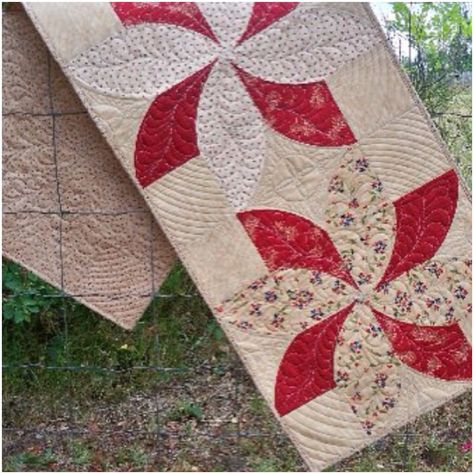 qcr curvit ruler patterns | Sew Kind Of Wonderful: Free Sew Kind of Wonderful Patterns! Drunkards Path Quilt, Diy Rag Dolls, House Quilt Patterns, Sew Kind Of Wonderful, Basic Quilt, Circle Quilts, Quilt Square Patterns, Last Minute Christmas Gifts, Holiday Quilts