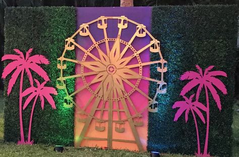 Ferris Wheel Coachella, Coachella Decorations Diy, Coachella Homecoming Theme, Coachella Birthday Party Ideas, Coachella Photobooth, Coachella Backdrop, Coachella Decorations, Coachella Deco, Coachella Theme Party Decoration