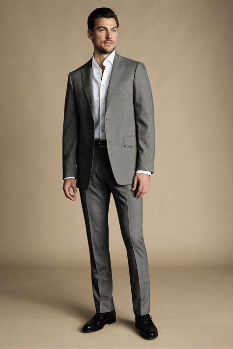 Our sharkskin suit looks polished, even when you're on the move. Crafted from pure Super 120s wool with natural stretch, it's durable and crease-resistant - perfect for all-day wear. You'll also notice sophisticated details, such as the corozo nut buttons and pockets designed to hold your mobile phone. Wear it to any formal occasion, adding a classic white shirt to let the sharp tailoring speak for itself. Dry clean only. 100% Wool. Casual Suit Men Outfits, Business Suits Men Offices, Formal Dress For Men Office Outfits, Grey Suit Jacket Outfit Men, Office Outfit Men Formal, Office Suits Men, Formal Office Wear Men, Work Suits Men, Suit Grey Men