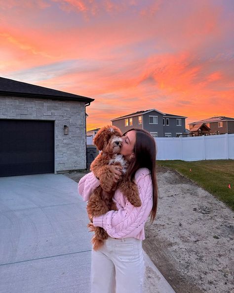 some pics from my week 🎀 | Instagram Cute Pic With Dog, Cute Pictures With Your Dog, Cute Pictures To Take With Your Dog, Poses With Your Dog, Pictures To Take With Your Dog, Dog And Owner Photoshoot, Utah Aesthetic, Puppy Selfie, Halle Sandberg