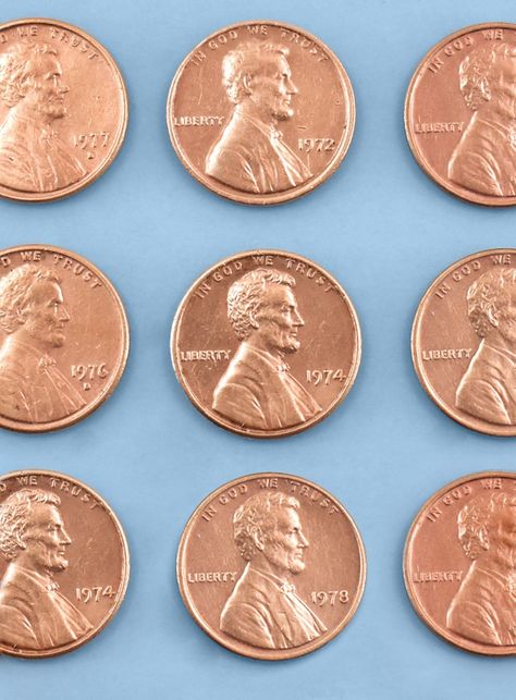 Clean Pennies, How To Clean Coins, How To Clean Pennies, Penny Crafts, Old Pennies Worth Money, Penny Bracelet, Copper Wire Crafts, Old Coins Value, Pennies From Heaven