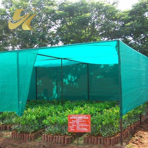 Plastic mesh makes ideal shade nets for plants, vegetables in greenhouses and nurseries due to its light weight,low cost and uniform mesh opening. #ShadeNet #plant #vegetable Mesh Greenhouse, Integrated Farming, Plant Business, Simple Greenhouse, Media Sombra, Garden Mesh, Nursery Planning, Aluminum Foil Art, Plants Vegetables