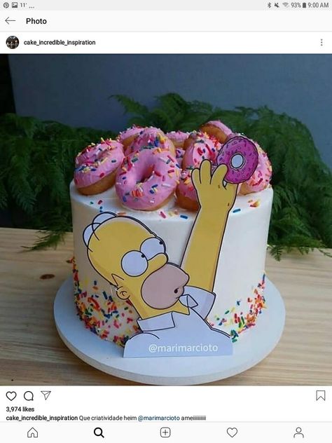 Homer Simpson Cake, Bolo Simpsons, Homer Simpson Donuts, Simpsons Birthday, Simpsons Cake, Drippy Cakes, Simpsons Party, Cake Hacks, Homemade Birthday Cakes