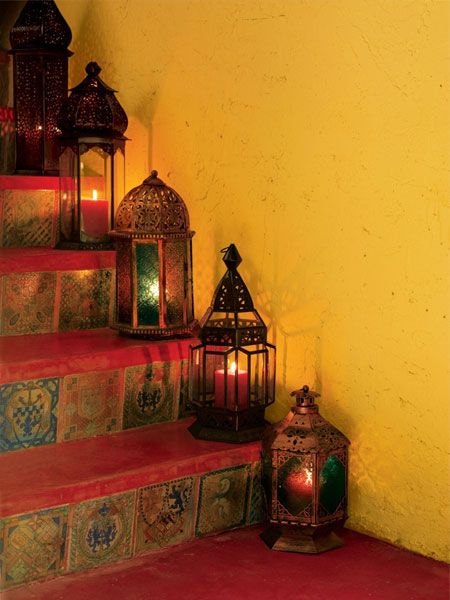 Here are 21 Indian home decor items that look so good that you'll want to go buy them right away. Tiled Staircase, Bohemian Lamp, Moroccan Lanterns, Deco Boheme, Bohemian Interior, Bohol, Décor Boho, Moroccan Decor, Boho Dekor