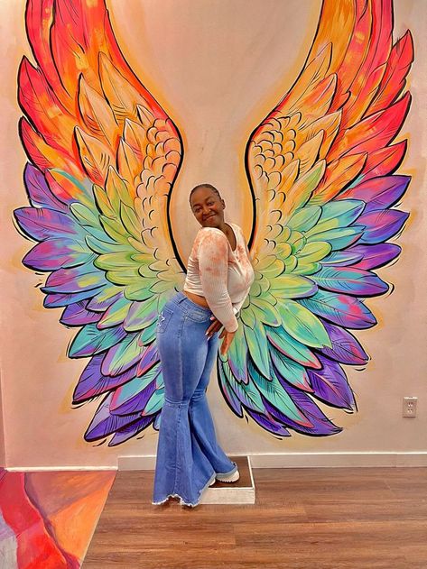 fashion, videos Wings Mural, Wings Painting, Angel Wings Painting, Traveling Fashion, Angel Wings Wall Art, Group Art Projects, Angel Wings Art, Window Mural, Angel Wings Wall