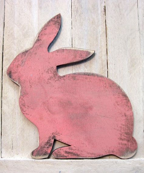 Vintage Easter Bunny, Easter Wood Crafts, Wooden Bunny, Rustic Vintage Decor, Bunny Door Hanger, Wooden Rabbit, Wall Decor Wood, Letter Boards, Bunny Figurine