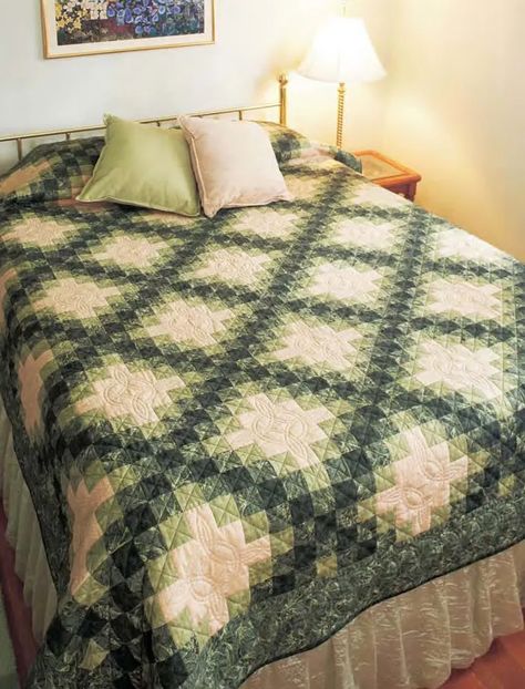 Dave's Irish Chain | Quilting Daily Double Irish Chain Quilt Pattern, Irish Quilts, Irish Quilt Patterns, Watercolor Quilts, Quilted Blankets, Double Irish Chain Quilt, Irish Chain Quilt Pattern, Tulip Quilt, Irish Quilt