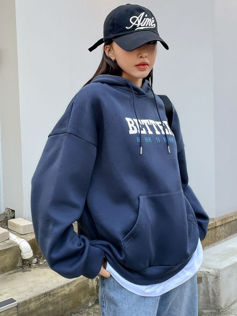 Navy Blue Hoodie Aesthetic, Hoodies Outfit Ideas, Dark Blue Sweatshirt Outfit, Dark Blue Hoodie Outfit, Navy Blue Sweatshirt Outfit, Navy Blue Hoodie Outfit, Sweat Shirts Women Outfit, Navy Hoodie Outfit, Navy Sweatshirt Outfit