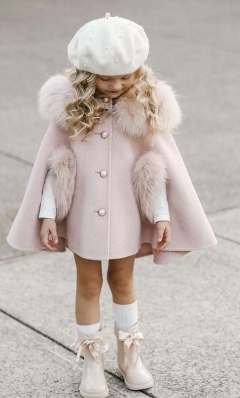 Classy Kids Outfits, Kids Winter Outfits Girl, Winter Poncho Outfits, Baby Winter Outfits Girl, Kids Snow Outfits, Winter Kids Outfits, Girls Winter Outfits Kids, Baby Winter Outfits, Baby Girl Winter Outfits