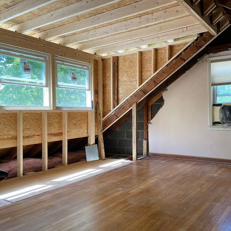 Dormer Roof, Architecture Renovation, Attic Bedroom Designs, Shed Dormer, Attic Conversion, Farmhouse Barndominium, Dormer Windows, Attic Renovation, Attic Remodel