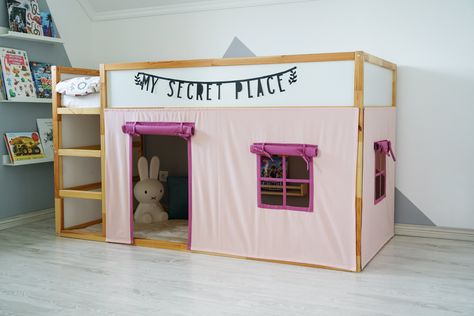 Kids indoor playhouse