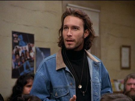 Northern Exposure Tv Show, John Corbett, Northern Exposure, The Resident, Granola Girl, Drinking Beer, Man Crush, Small Town, Role Models