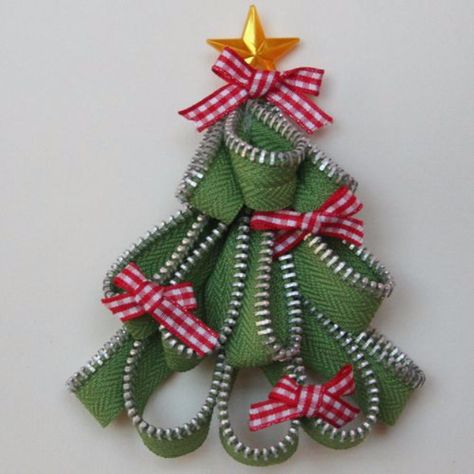 Creative DIY Projects With Zippers - Zipper Trim Tree - Easy Crafts and Fashion Ideas With A Zipper - Jewelry, Home Decor, School Supplies and DIY Gift Ideas - Quick DIYs for Fun Weekend Projects http://diyjoy.com/diy-projects-zippers Zipper Flowers, Zipper Crafts, Zipper Jewelry, Dinosaur Crafts, Harry Potter Crafts, St Patrick's Day Crafts, Butterfly Crafts, Tree Crafts, Foam Crafts